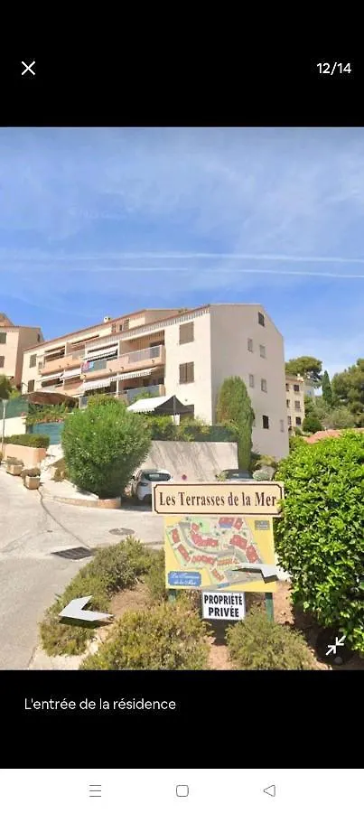 Charmant F 3 Lumineux Proche Plage Et Vue Mer Carqueiranne